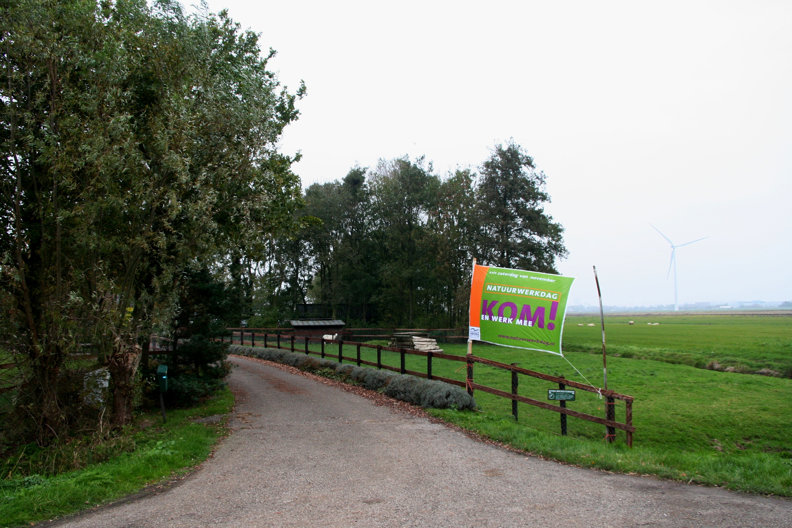 De vlag bij de locatie